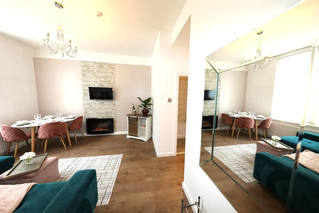 Amprenta Apartment - Gorgeous Interior Designed 1 Bedroom Home Bournemouth