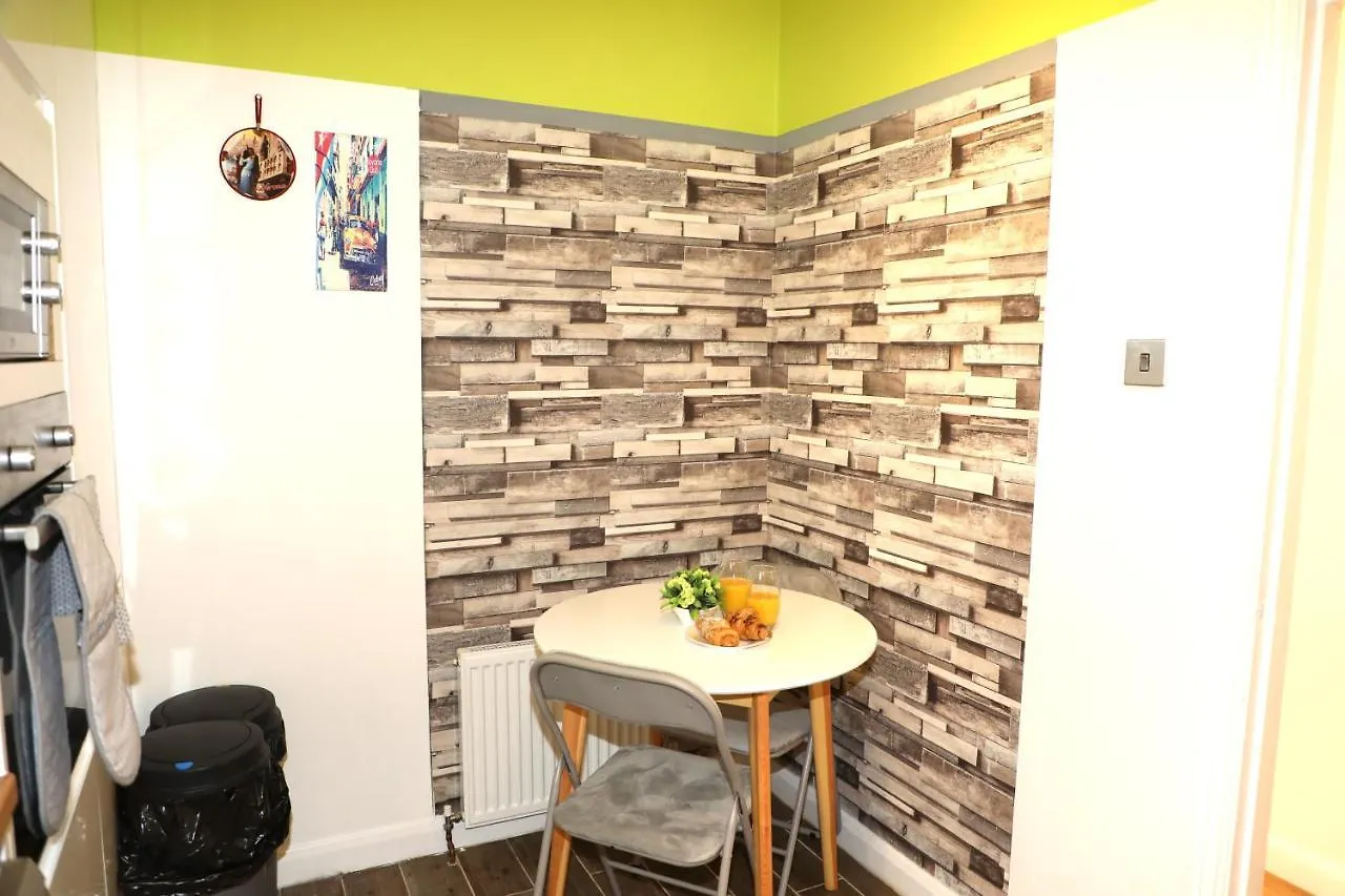 Amprenta Apartment - Gorgeous Interior Designed 1 Bedroom Home Bournemouth